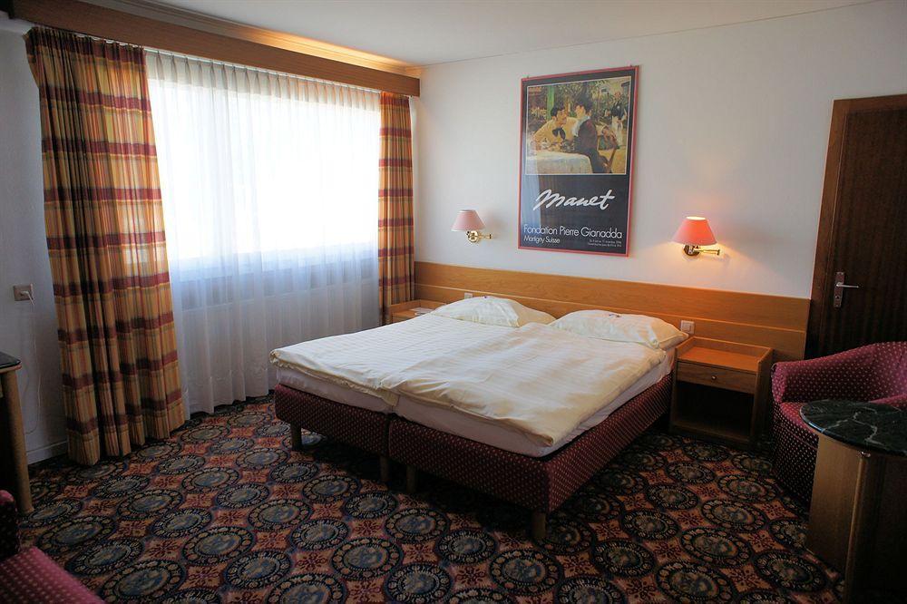 Du Rhone 3* Sion