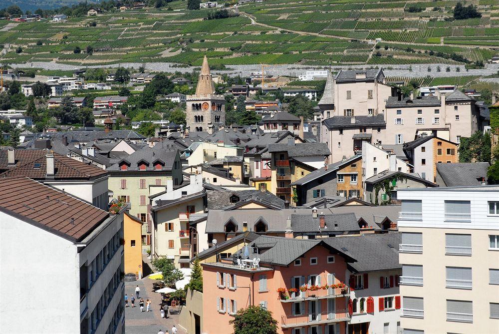 Du Rhone Hotel
